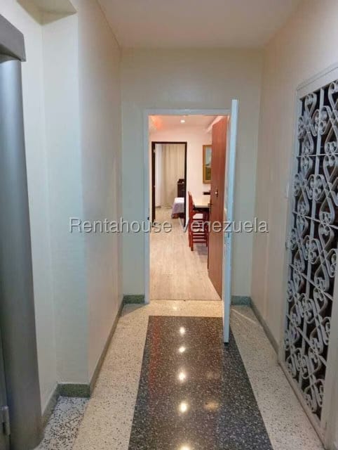 Apartamento (1 Nivel) en Alquiler en Altamira, Distrito Metropolitano - 32
