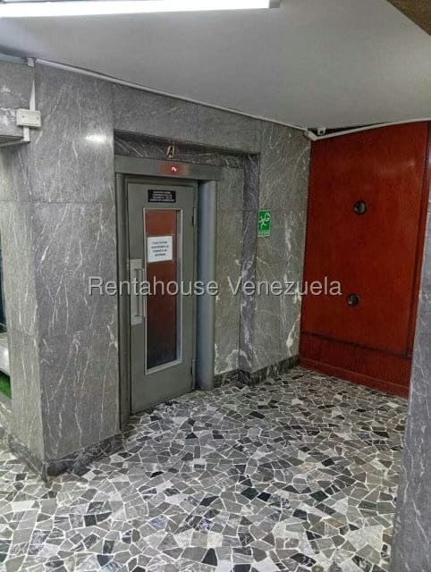 Apartamento (1 Nivel) en Alquiler en Altamira, Distrito Metropolitano - 34