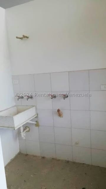 Apartamento (Duplex) en Venta en El Cigarral, Distrito Metropolitano - 11