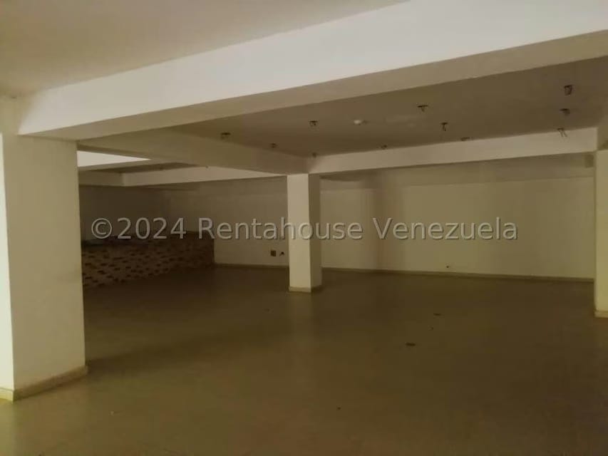 Apartamento (Duplex) en Venta en El Cigarral, Distrito Metropolitano - 14