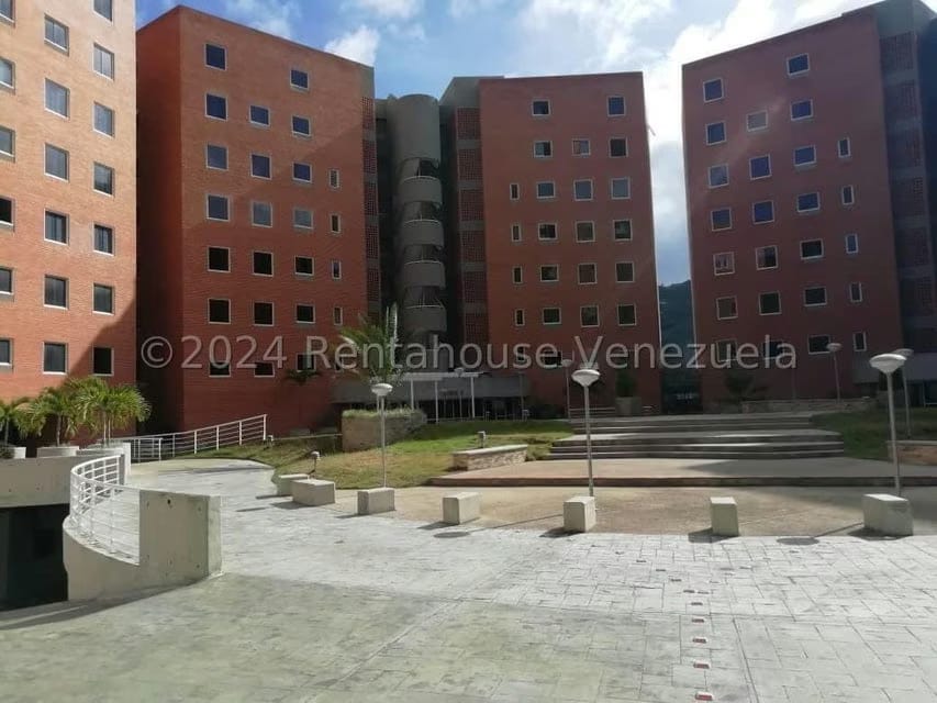 Apartamento (Duplex) en Venta en El Cigarral, Distrito Metropolitano - 5