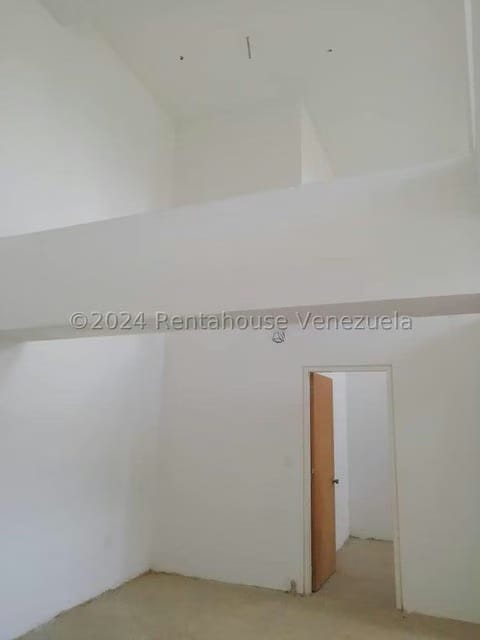 Apartamento (Duplex) en Venta en El Cigarral, Distrito Metropolitano - 6