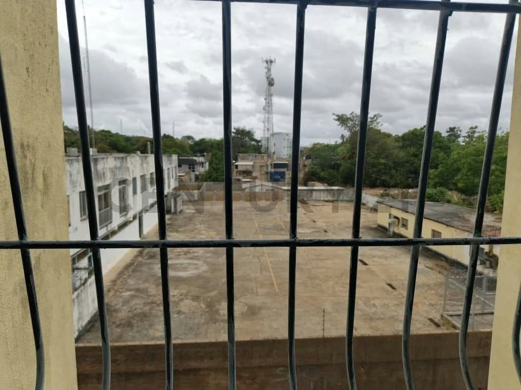 Apartamento en Venta en el Edificio Cristina Avenida Táchira - 14