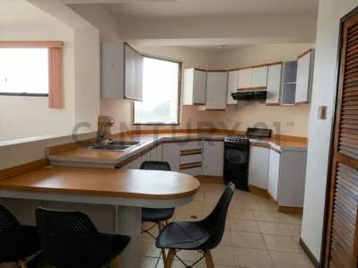 Venta de Apartamento en Residencias Premium 3, Avenida el Milagro de Maracaibo - 10