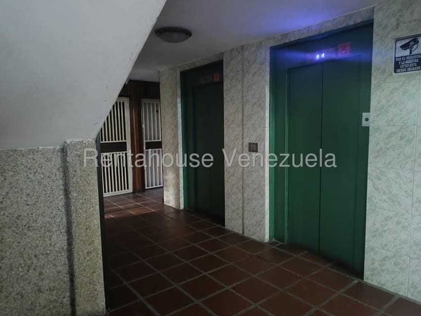 Apartamento (1 Nivel) en Alquiler en La Rosaleda, Miranda - 13