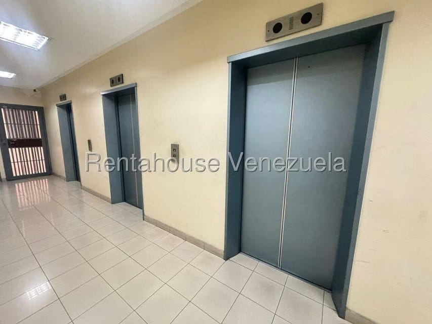 Comercial (Oficina) en Alquiler en Boleita Norte, Distrito Metropolitano - 5