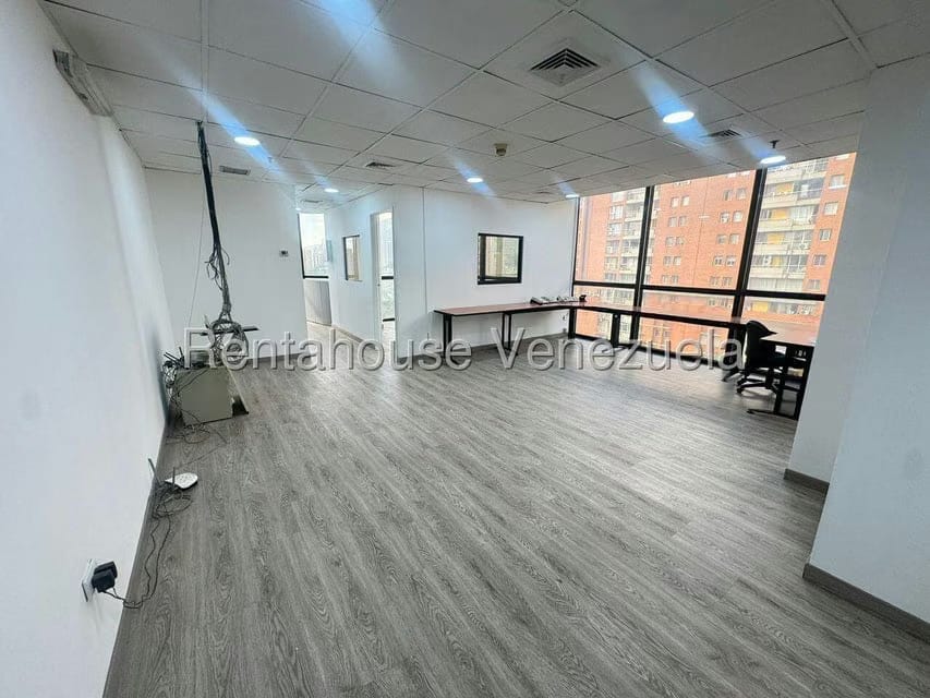 Comercial (Oficina) en Alquiler en Boleita Norte, Distrito Metropolitano - 9