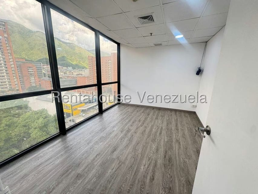 Comercial (Oficina) en Alquiler en Boleita Norte, Distrito Metropolitano - 10
