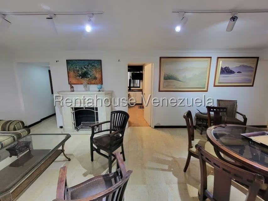 Apartamento (1 Nivel) en Alquiler en La Trinidad, Distrito Metropolitano - 16