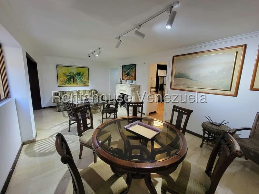 Apartamento (1 Nivel) en Alquiler en La Trinidad, Distrito Metropolitano - 3