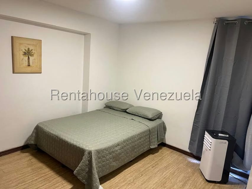 Apartamento (1 Nivel) en Alquiler en La Trinidad, Distrito Metropolitano - 8