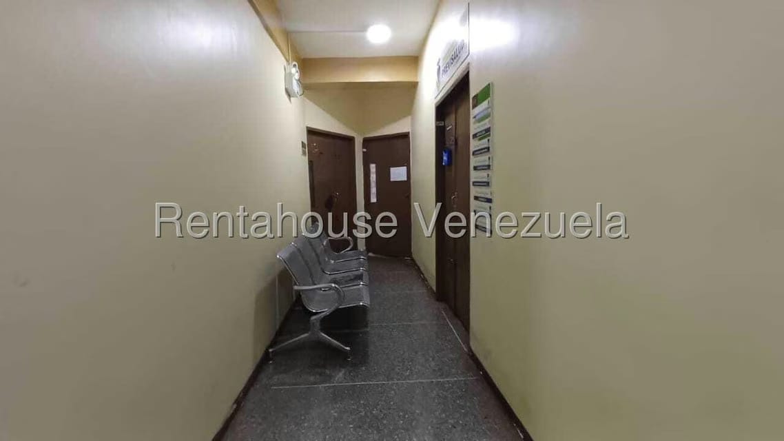 Comercial (Local Comercial) en Alquiler en Zona Oeste, Lara - 7
