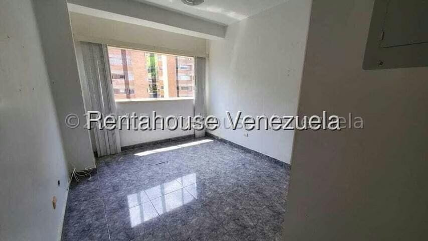 Apartamento (1 Nivel) en Alquiler en Miravila, Distrito Metropolitano - 4