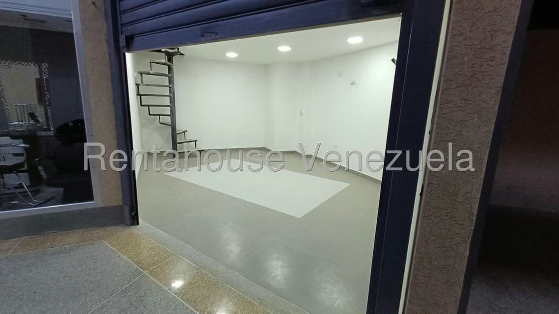 Comercial (Local Comercial) en Alquiler en Centro, Carabobo - 4