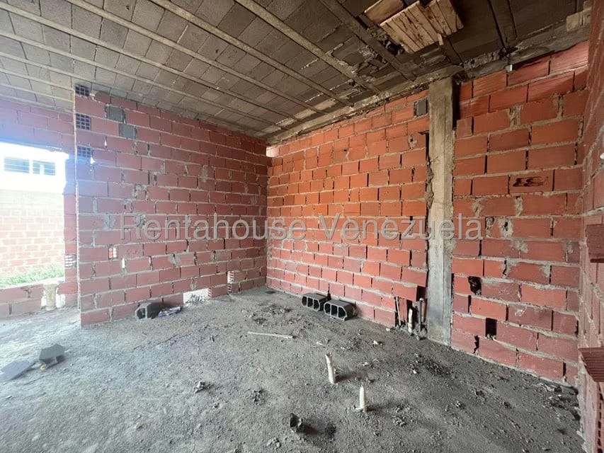 Townhouse (Duplex) en Venta en Judibana, Falcon - 14