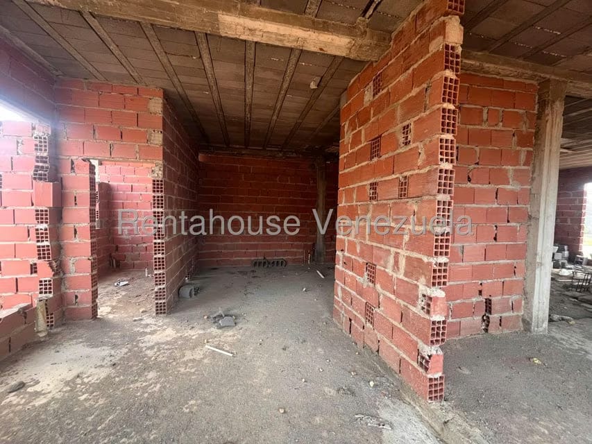 Townhouse (Duplex) en Venta en Judibana, Falcon - 16