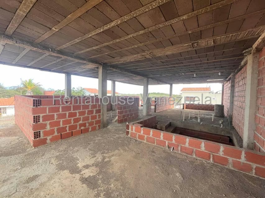 Townhouse (Duplex) en Venta en Judibana, Falcon - 26