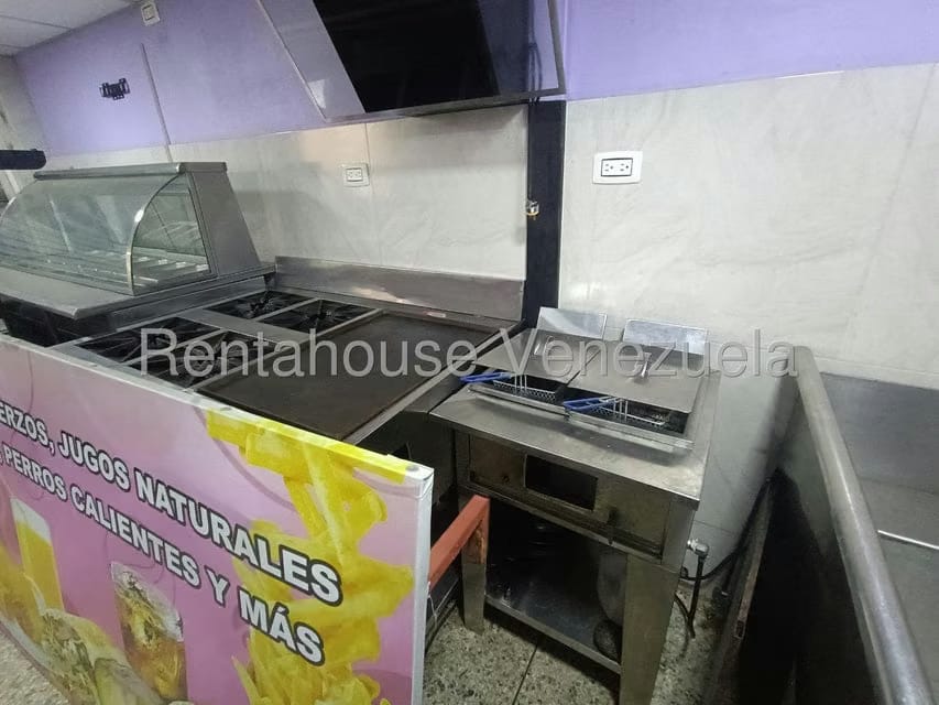 Comercial (Local Comercial) en Venta en Avenida Constitucion, Aragua - 13