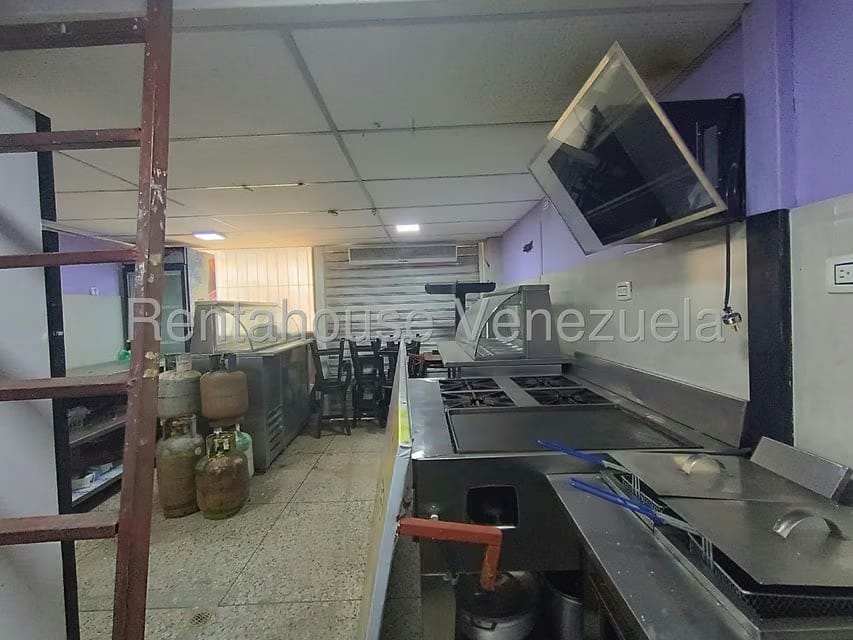 Comercial (Local Comercial) en Venta en Avenida Constitucion, Aragua - 14