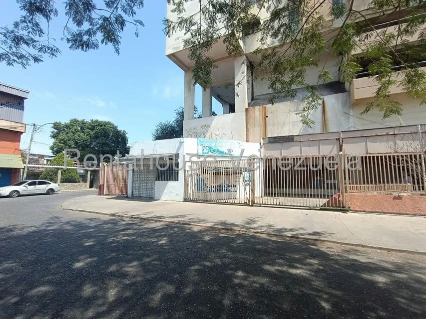 Comercial (Local Comercial) en Venta en Avenida Constitucion, Aragua - 6