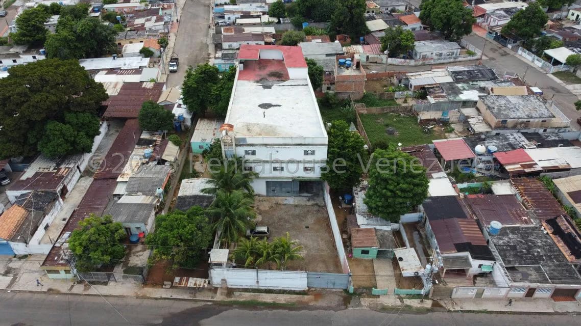 Comercial (Local Comercial) en Venta en Circunvalacion Uno, Zulia
