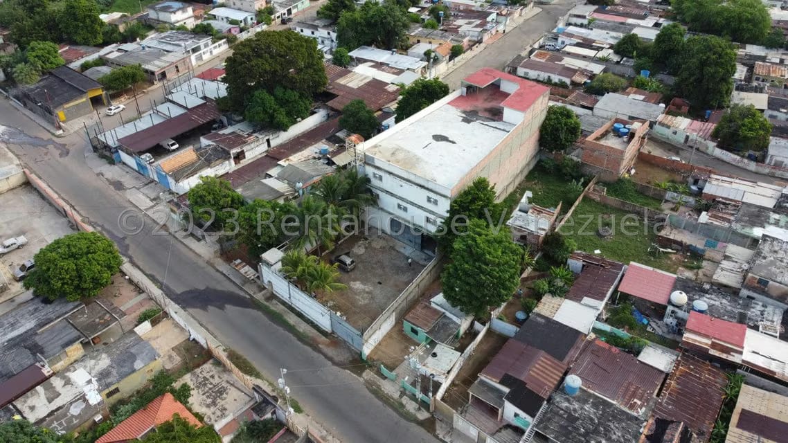 Comercial (Local Comercial) en Venta en Circunvalacion Uno, Zulia - 2