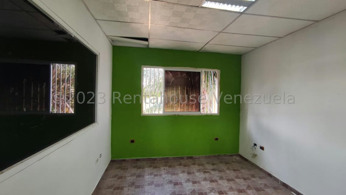 Comercial (Local Comercial) en Venta en Circunvalacion Uno, Zulia - 27