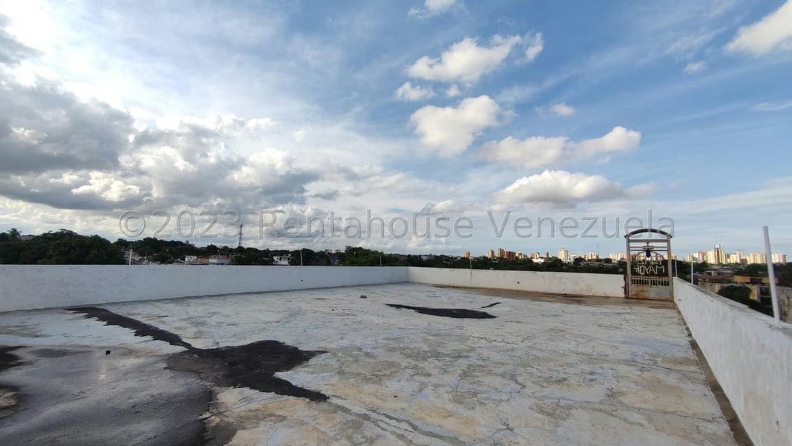 Comercial (Local Comercial) en Venta en Circunvalacion Uno, Zulia - 37