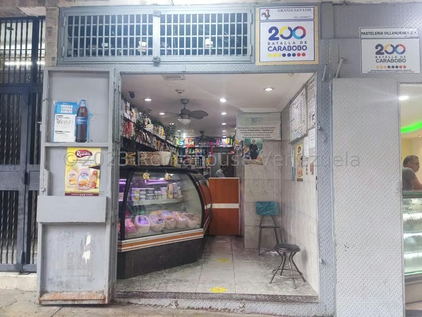 Comercial (Local Comercial) en Venta en San Jose, Distrito Metropolitano - 2