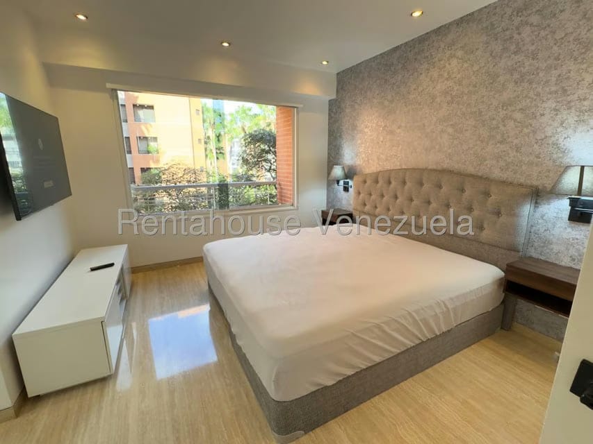 Apartamento (1 Nivel) en Alquiler en Campo Alegre, Distrito Metropolitano - 14