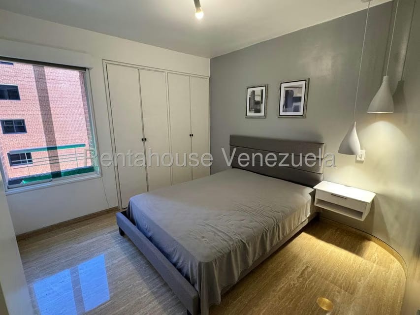 Apartamento (1 Nivel) en Alquiler en Campo Alegre, Distrito Metropolitano - 19
