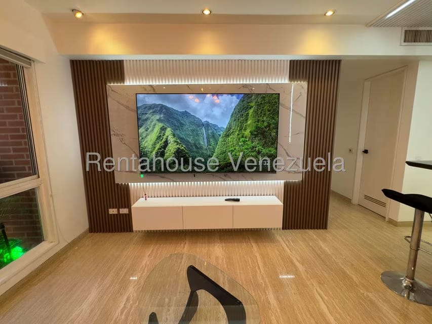 Apartamento (1 Nivel) en Alquiler en Campo Alegre, Distrito Metropolitano - 4