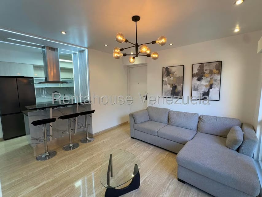 Apartamento (1 Nivel) en Alquiler en Campo Alegre, Distrito Metropolitano - 7