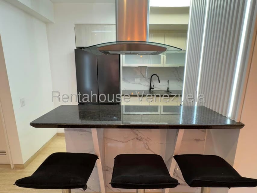 Apartamento (1 Nivel) en Alquiler en Campo Alegre, Distrito Metropolitano - 9