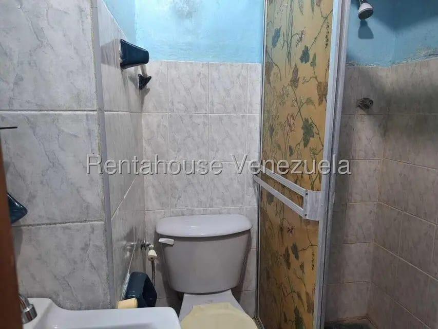 Anexo (1 Nivel) en Alquiler en Santa Elena, Lara - 11