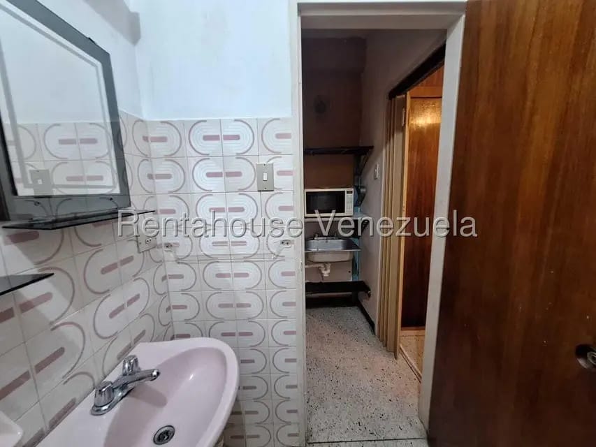 Anexo (1 Nivel) en Alquiler en Santa Elena, Lara - 12