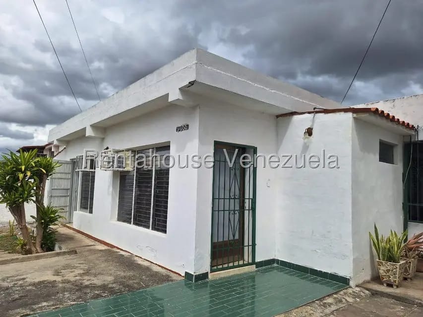 Anexo (1 Nivel) en Alquiler en Santa Elena, Lara - 14