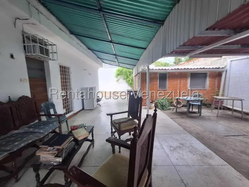 Anexo (1 Nivel) en Alquiler en Santa Elena, Lara - 17