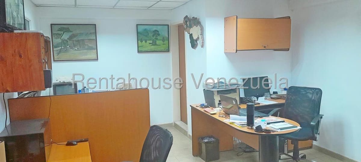 Comercial (Galpon - Deposito) en Alquiler en Centro, Lara - 15