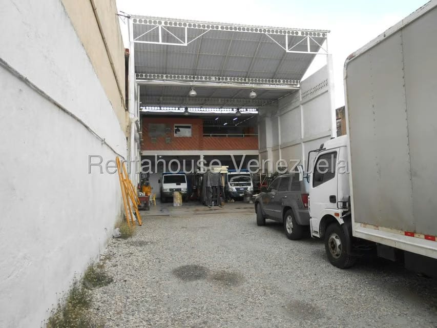 Comercial (Galpon - Deposito) en Alquiler en Centro, Lara - 7