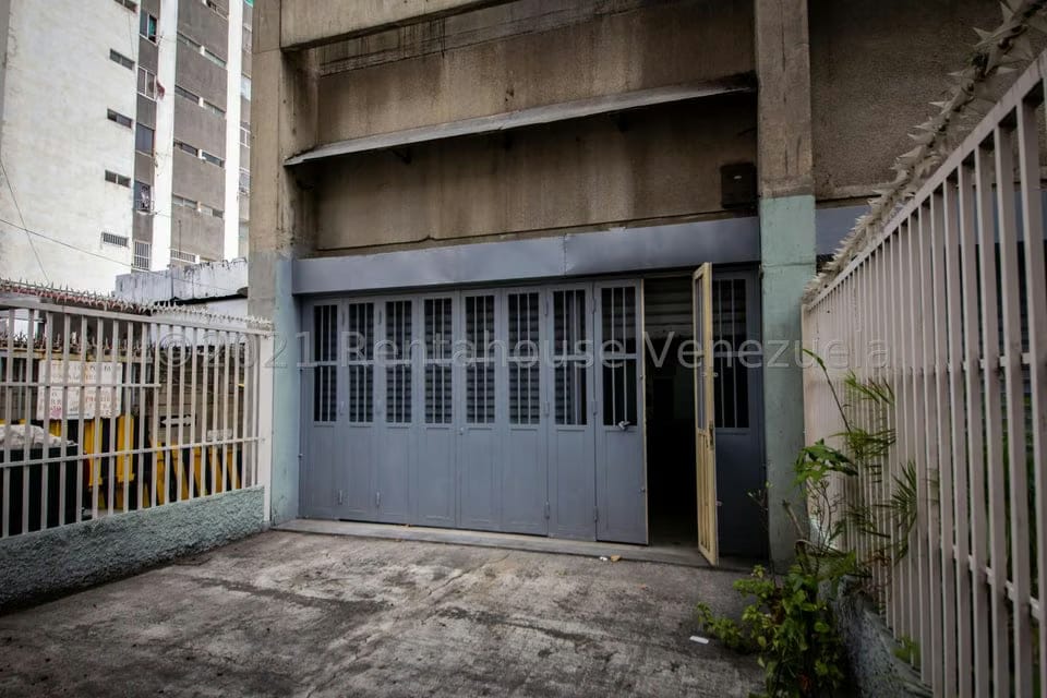 Comercial (Local Comercial) en Venta en Puente Hierro, Distrito Metropolitano - 14