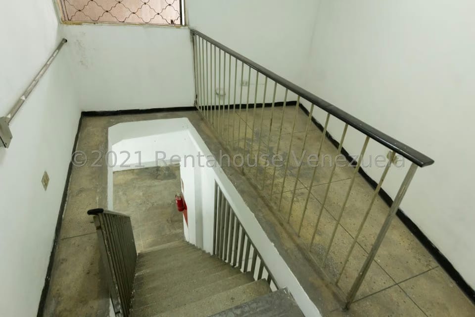 Comercial (Local Comercial) en Venta en Puente Hierro, Distrito Metropolitano - 8