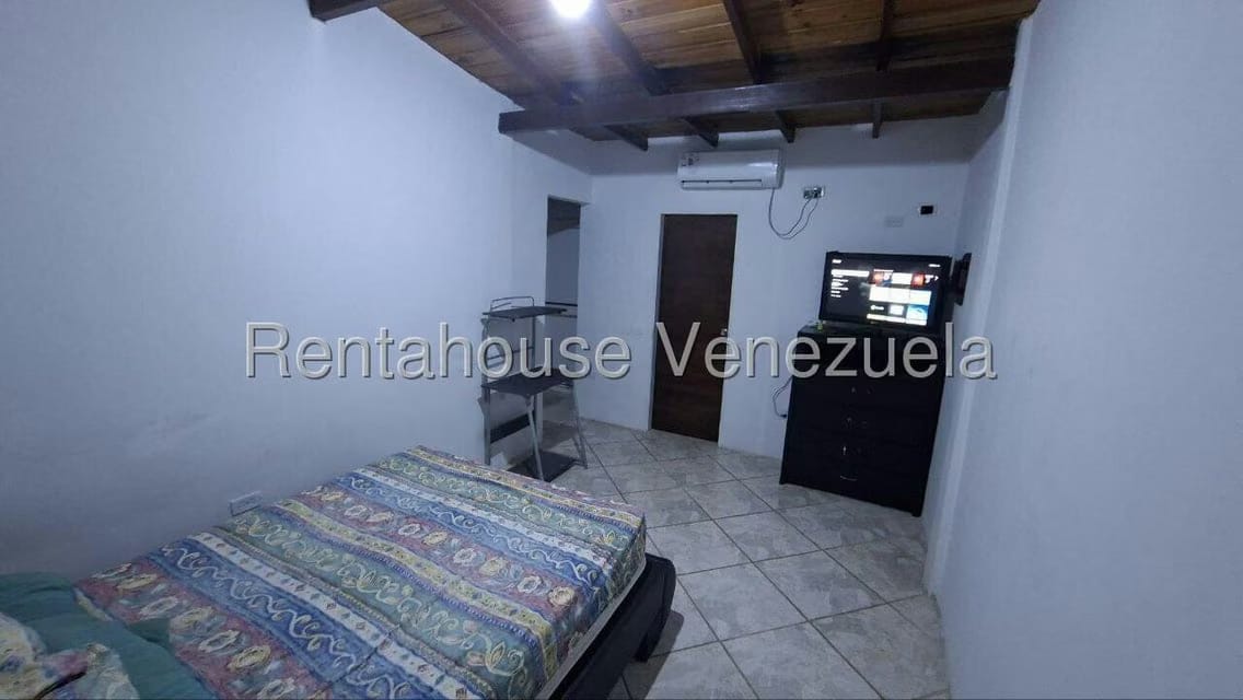Townhouse (Duplex) en Alquiler en La 'L', Zulia - 17