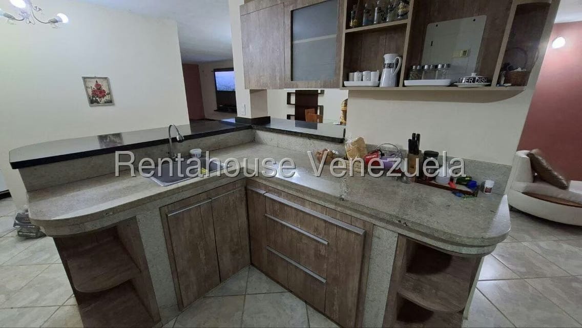 Townhouse (Duplex) en Alquiler en La 'L', Zulia - 6