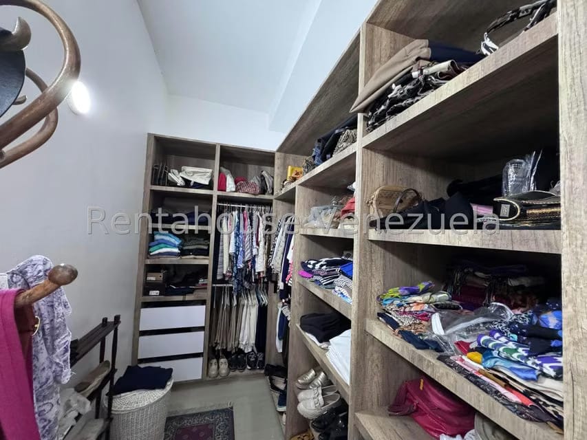 Apartamento (1 Nivel) en Venta en La Lagunita Country Club, Distrito Metropolitano - 16