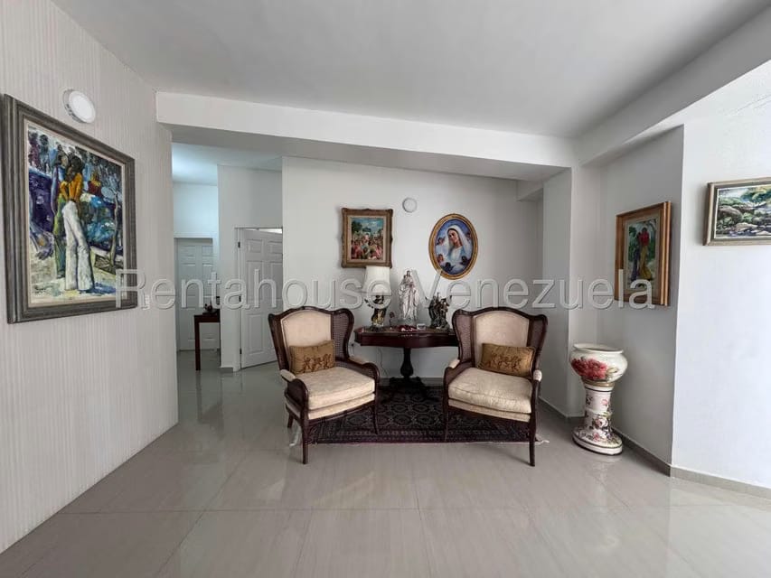 Apartamento (1 Nivel) en Venta en La Lagunita Country Club, Distrito Metropolitano - 3