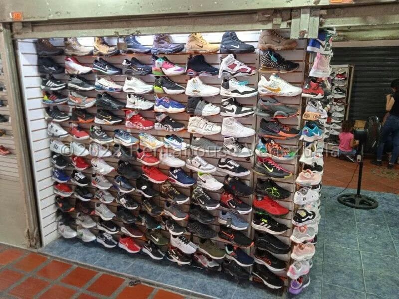 Comercial (Local Comercial) en Venta en Centro, Carabobo - 9