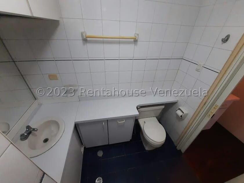 Apartamento (Planta Baja) en Venta en La Tahona, Distrito Metropolitano - 28