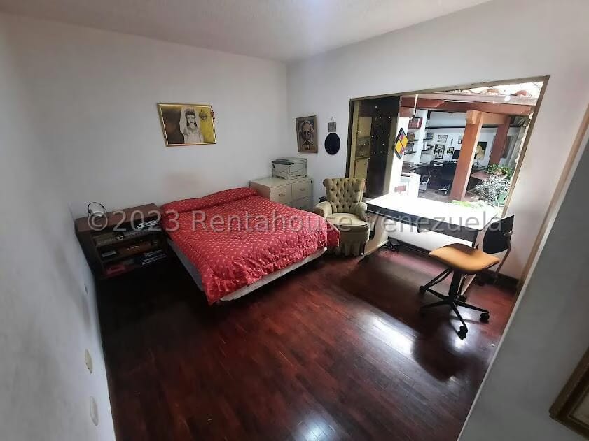 Apartamento (Planta Baja) en Venta en La Tahona, Distrito Metropolitano - 35
