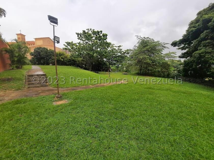 Apartamento (Planta Baja) en Venta en La Tahona, Distrito Metropolitano - 40